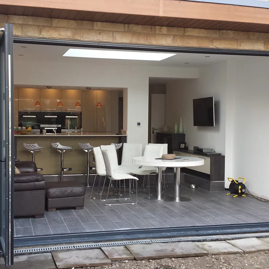 Bifold Nine Elms
