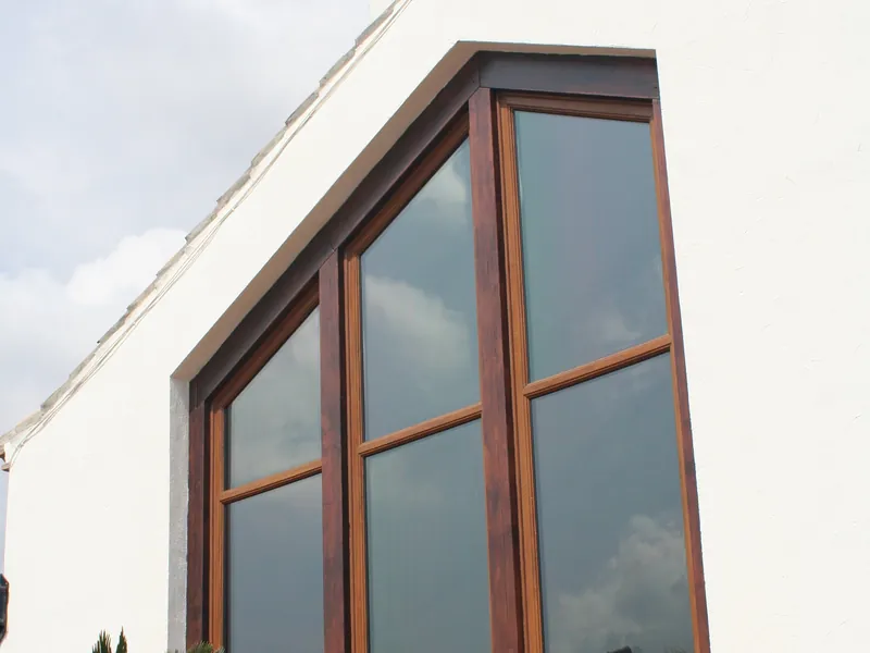 Bow Windows — Gallery Nine Elms
